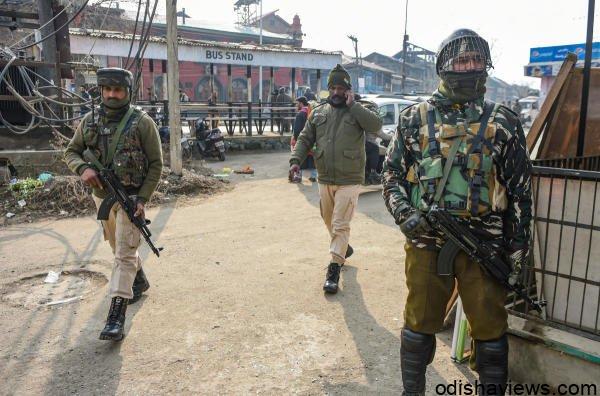 Grenade attack in Srinagar
