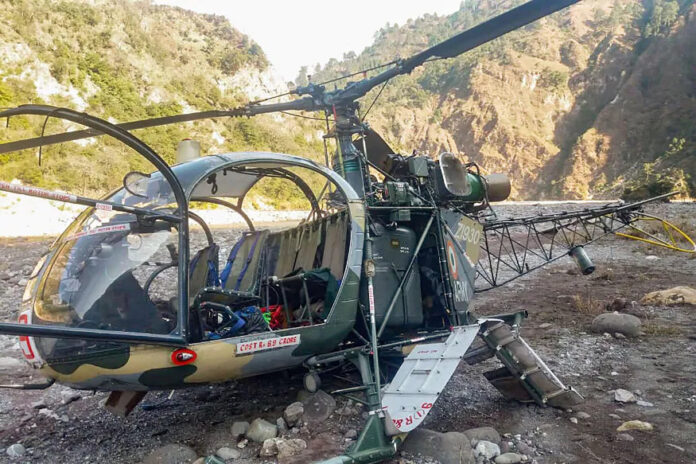 Indian Army Helicopter Crashes in Bandipora